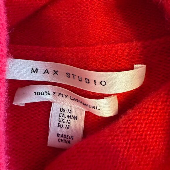 Max Studio 100% 2 Ply Cashmere Turtleneck Sweater Size Medium - Picture 4 of 4